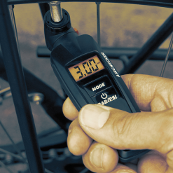 SKS AIRCHECKER 2nd Generation -MAXXIS Verkäufe 10001 airchecker image 01 late sunset