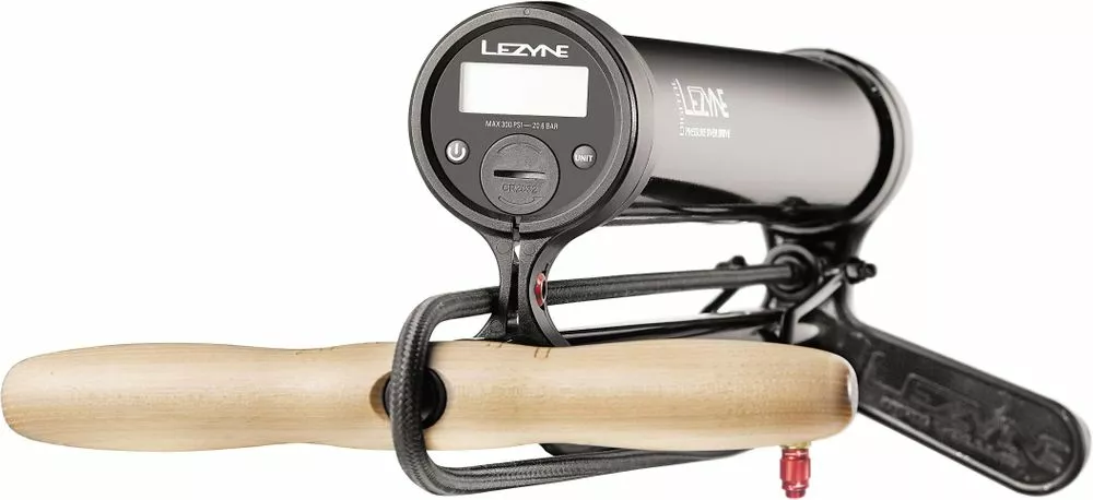 Lezyne Standluftpumpe Digital Pressure Over Drive 2 Lezyne Standluftpumpe Digital Pressure Over Drive – Bild 2