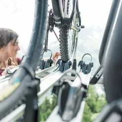 Thule WanderWay 2 - Heckklappen-Fahrradträger Für 2 Fahrräder -MAXXIS Verkäufe thule wanderway ls austria 190619 m12881 cold